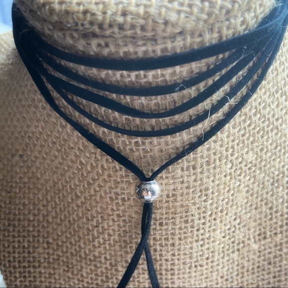 SUEDE LEATHER ROPE SILVER CHOKER NECKLACE - Picture 1 of 2